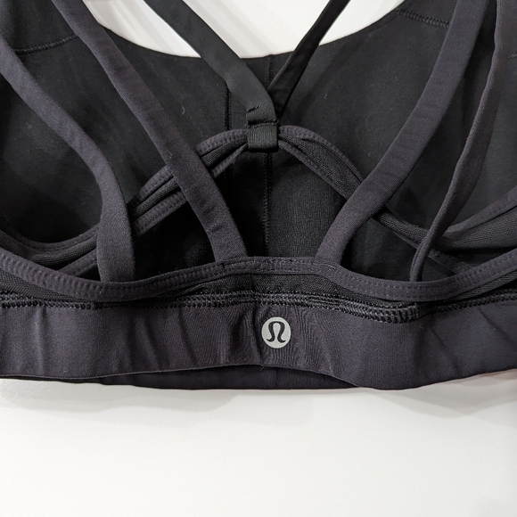 Lululemon Black Sports bra 8 - Picture 3 of 5